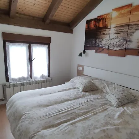 Casa Valparaiso * San Martin de Laspra